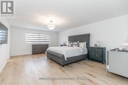 67 Majesty Boulevard, Barrie, ON - Indoor Photo Showing Bedroom