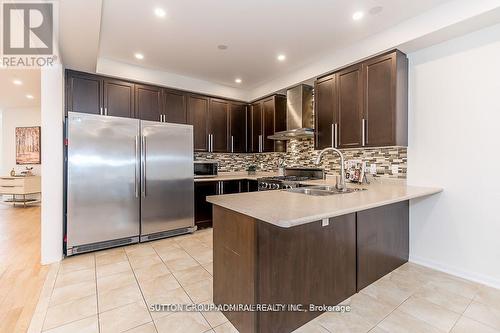 67 Majesty Boulevard, Barrie, ON - Indoor Photo Showing Kitchen With Stainless Steel Kitchen With Double Sink With Upgraded Kitchen