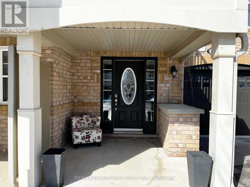 747 Challinor Terrace, Milton, ON - Outdoor