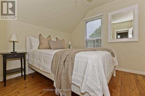 34 Fairfield Avenue, Toronto, ON - Indoor Photo Showing Bedroom