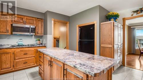 9560 Malden, Amherstburg, ON - Indoor Photo Showing Kitchen