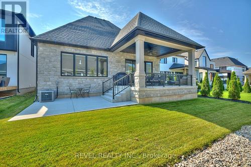 107 Millpond Road, Niagara-On-The-Lake, ON - Outdoor With Deck Patio Veranda