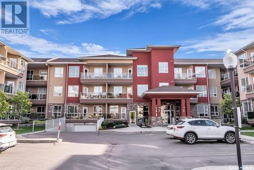 302 1025 Moss Avenue, Saskatoon, SK - Outdoor With Balcony With Facade