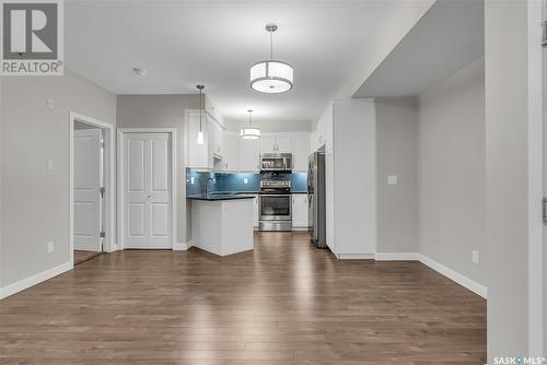 302 1025 Moss Avenue, Saskatoon, SK - Indoor Photo Showing Kitchen