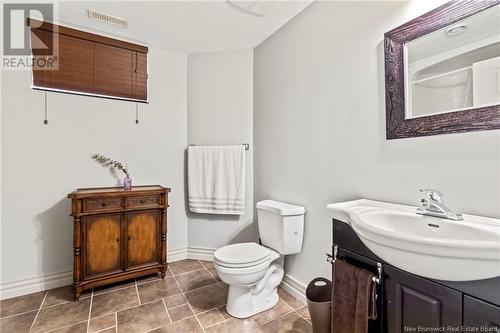 107 Rouse Street, Dieppe, NB - Indoor Photo Showing Bathroom