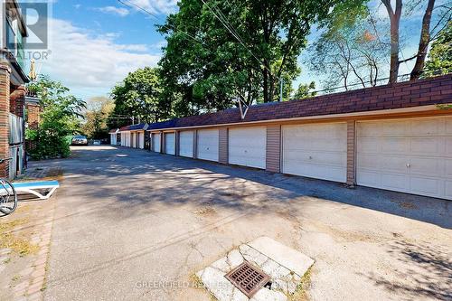 Upper - 1749 Bayview Avenue, Toronto, ON - Outdoor