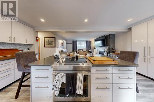 1914 Liverpool Road, Pickering, ON - Indoor Photo Showing Kitchen