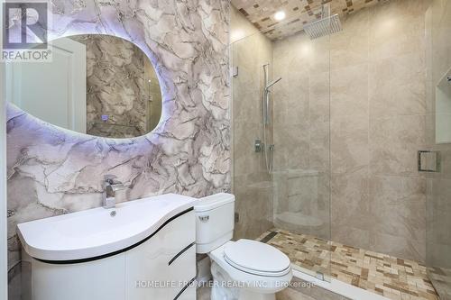 1427 10Th Side Road, New Tecumseth, ON - Indoor Photo Showing Bathroom