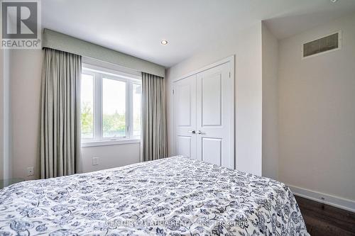 15 Anchusa Drive, Richmond Hill, ON - Indoor Photo Showing Bedroom