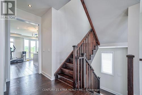 15 Anchusa Drive, Richmond Hill, ON - Indoor Photo Showing Other Room