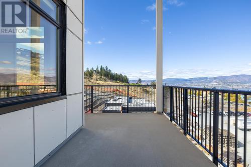 1057 Frost Road Unit# 317, Kelowna, BC - Outdoor With Exterior