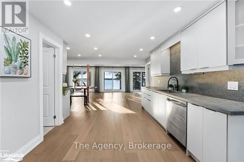 119 Campbell Beach Road, Kawartha Lakes, ON - Indoor Photo Showing Kitchen