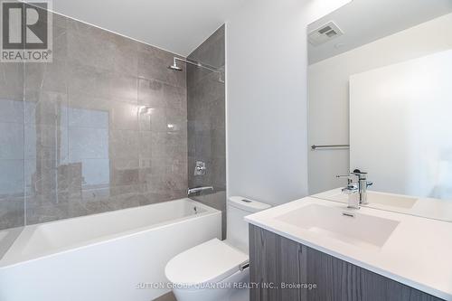 1307 - 220 Missinnihe Way, Mississauga, ON - Indoor Photo Showing Bathroom