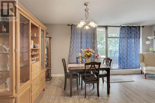 501 - 135 Marlee Avenue, Toronto, ON - Indoor Photo Showing Dining Room