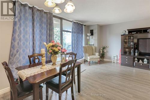 501 - 135 Marlee Avenue, Toronto, ON - Indoor Photo Showing Dining Room