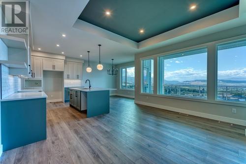 189 Whistler Place, Vernon, BC - Indoor Photo Showing Kitchen