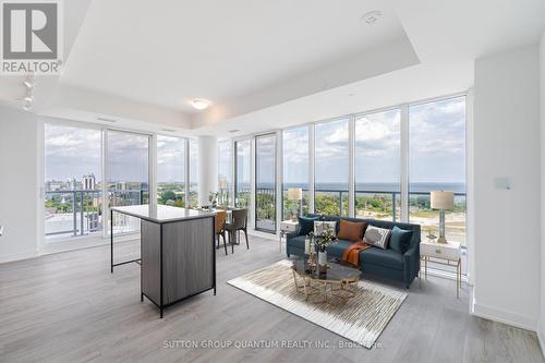 1305 - 220 MISSINNIHE WAY  Mississauga, ON L5H 0A9