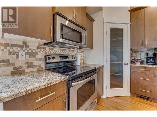 130 Arnica Lane, Vernon, BC - Indoor Photo Showing Kitchen