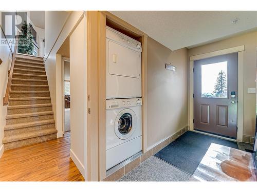 130 Arnica Lane, Vernon, BC - Indoor Photo Showing Laundry Room