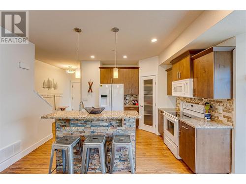 130 Arnica Lane, Vernon, BC - Indoor Photo Showing Kitchen