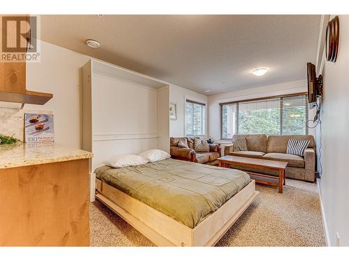 130 Arnica Lane, Vernon, BC - Indoor Photo Showing Bedroom