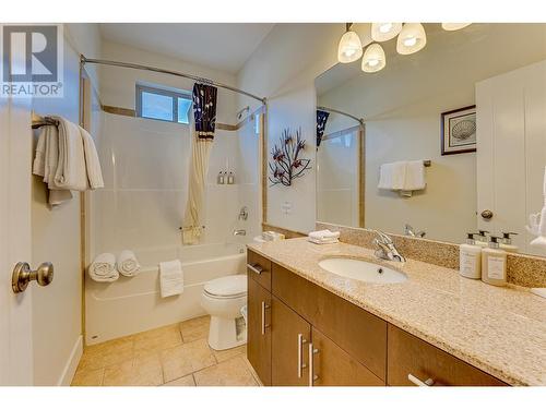 130 Arnica Lane, Vernon, BC - Indoor Photo Showing Bathroom