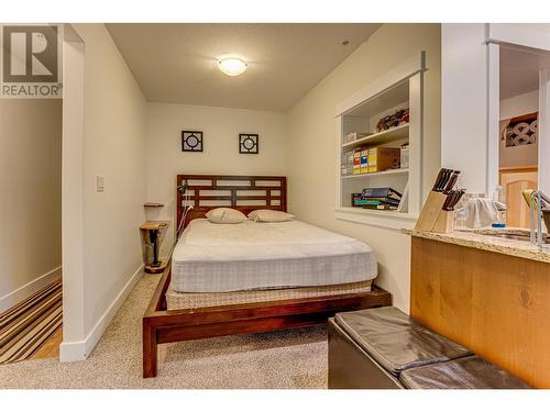 130 Arnica Lane, Vernon, BC - Indoor Photo Showing Bedroom