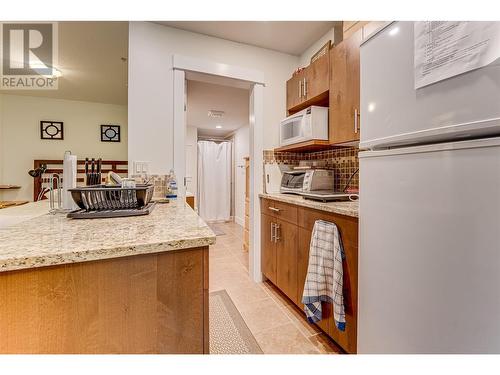 130 Arnica Lane, Vernon, BC - Indoor Photo Showing Kitchen