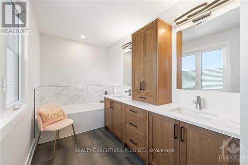 1299 Diamond Street, Clarence-Rockland, ON - Indoor Photo Showing Bathroom