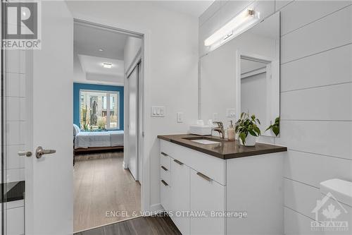 104 - 570 De Mazenod Avenue, Ottawa, ON - Indoor Photo Showing Bathroom