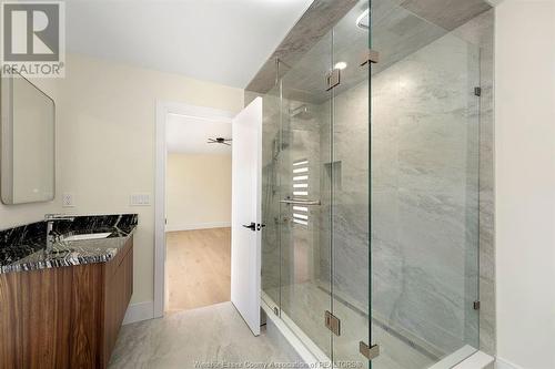 4845 Terra Bella, Lasalle, ON - Indoor Photo Showing Bathroom