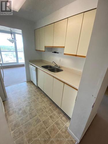 2305 - 323 Colborne Street, London, ON - Indoor Photo Showing Kitchen With Double Sink