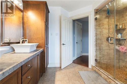 41 Desrosiers Street, Dieppe, NB - Indoor Photo Showing Bathroom