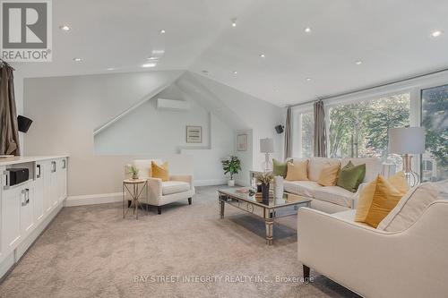 10 Stuart Avenue, Toronto, ON - Indoor Photo Showing Living Room