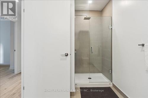 305 - 55 Mercer Street, Toronto, ON - Indoor Photo Showing Bathroom