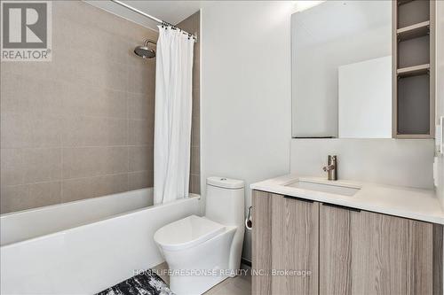 305 - 55 Mercer Street, Toronto, ON - Indoor Photo Showing Bathroom