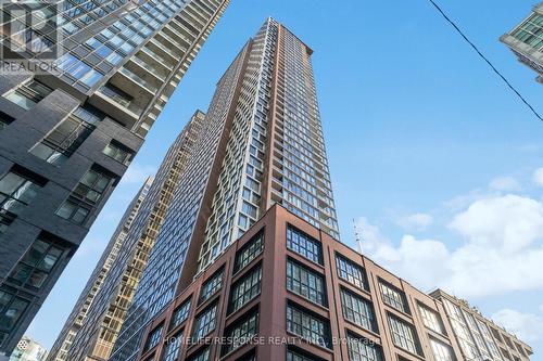 305 - 55 Mercer Street, Toronto, ON - Outdoor With Facade