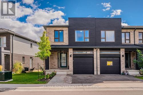 15 Pony Way, Kitchener, ON - Outdoor With Facade