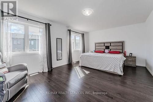 15 Pony Way, Kitchener, ON - Indoor Photo Showing Bedroom