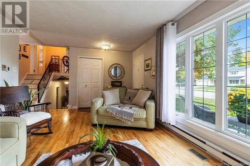 233 Hennessey Road, Moncton, NB - Indoor Photo Showing Living Room