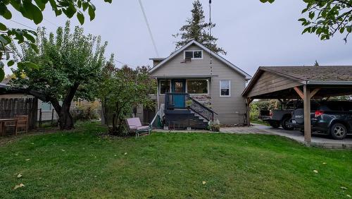 1008 Wilson Avenue, Kelowna, BC - Outdoor