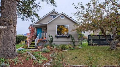 1008 Wilson Avenue, Kelowna, BC - Outdoor