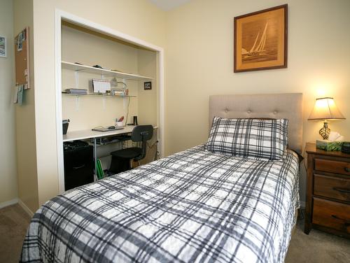 104-3805 30 Avenue, Vernon, BC - Indoor Photo Showing Bedroom