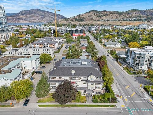 306-680 Doyle Avenue, Kelowna, BC - Outdoor With View