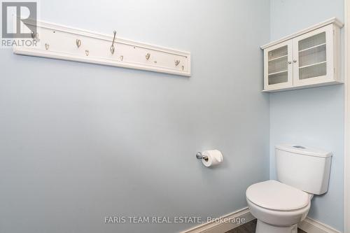 220 Moonstone Road E, Oro-Medonte, ON - Indoor Photo Showing Bathroom