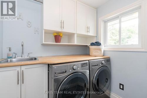 220 Moonstone Road E, Oro-Medonte, ON - Indoor Photo Showing Laundry Room