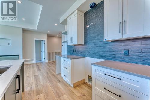 178 Whistler Place, Vernon, BC - Indoor Photo Showing Kitchen