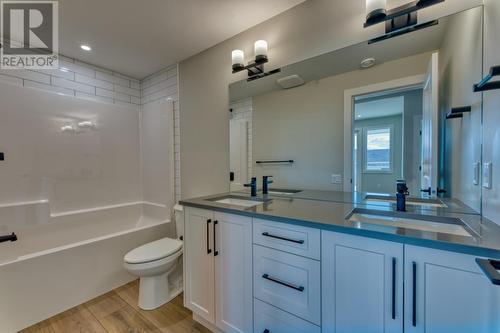 178 Whistler Place, Vernon, BC - Indoor Photo Showing Bathroom