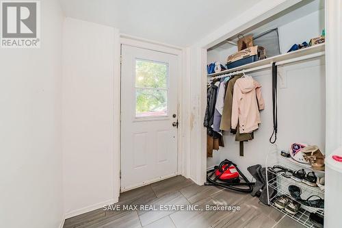 3 Wellington Street, Bracebridge, ON - Indoor Photo Showing Other Room