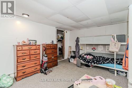 3 Wellington Street, Bracebridge, ON - Indoor Photo Showing Bedroom